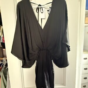 Aakaa Classic Black Garment